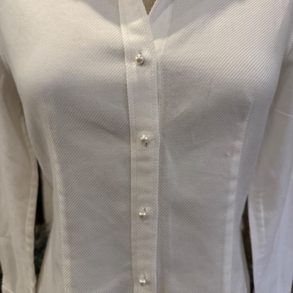 TALBOTS ANNIVERSARY COLLECTION | PIQUE COTTON | PEARL BUTTON DOWN SHIRT BLOUSE - Picture 2 of 6